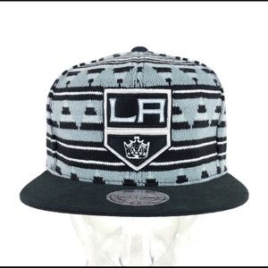Los Angeles Kings Mitchell & Ness Snapback Hat